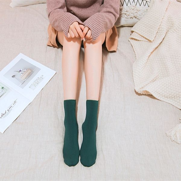 o7n autumn winter warm medium tube floor warm board board ockwith sock pluh and thickened men' hoiery and women' fahion pure color, Black;white
o7n autumn winter warm medium tube floor warm board board ockwith sock pluh and thickened men' hoiery and women' fahion pure color, Black;white