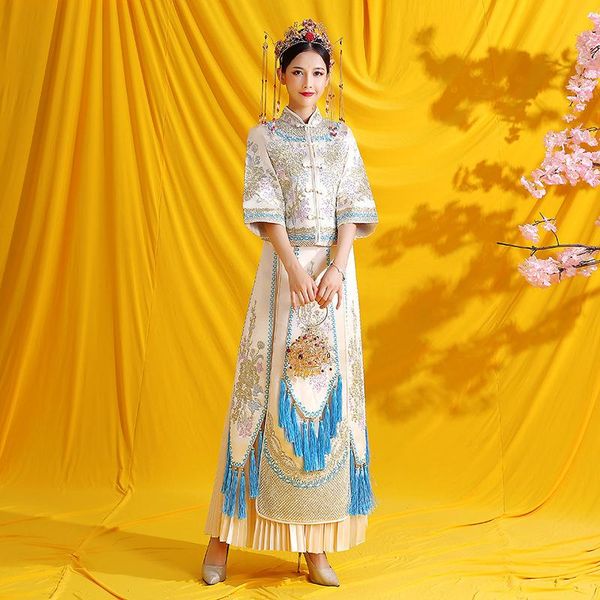 ancient classic long qipao women wedding dress champagne embroidery chinese bride marriage cheongsam suit ethnic clothing, Red
ancient classic long qipao women wedding dress champagne embroidery chinese bride marriage cheongsam suit ethnic clothing, Red