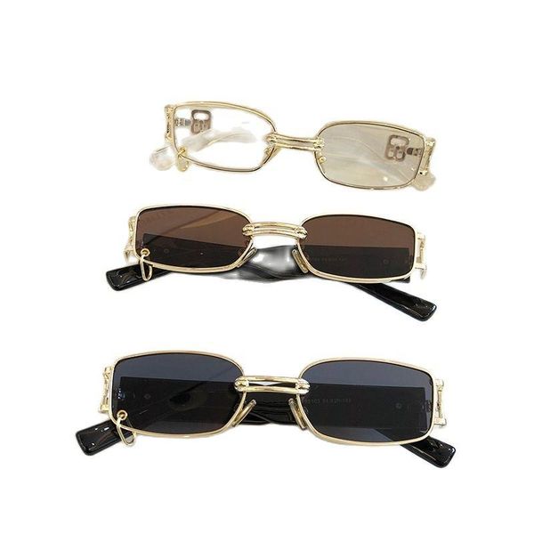 sunglasses retro european and american women's hip hop fashion cool male stars same style personality metal uv, White;black
sunglasses retro european and american women's hip hop fashion cool male stars same style personality metal uv, White;black