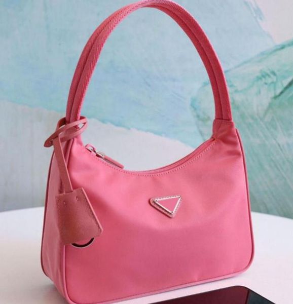 new women's re-edition 2000 tote nylon leather shoulder bag luxury women's shoulder bag crossbody bags handbag hand caught bag
new women's re-edition 2000 tote nylon leather shoulder bag luxury women's shoulder bag crossbody bags handbag hand caught bag