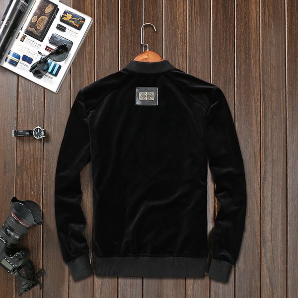 spring and autumn velvet collar embroidery leisure sports suit men's sweater jacket cardigan large, Gray
spring and autumn velvet collar embroidery leisure sports suit men's sweater jacket cardigan large, Gray
