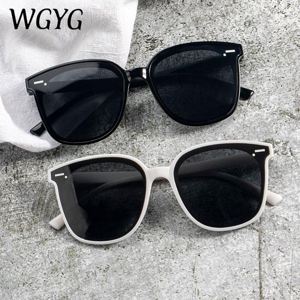 sunglasses 2021 fashion square women designer luxury cat eye men/women classic retro glasses uv400, White;black
sunglasses 2021 fashion square women designer luxury cat eye men/women classic retro glasses uv400, White;black