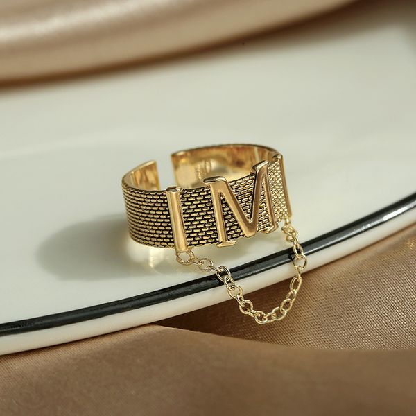aaa designer jewelry personality, fashion, temperament, one-piece letter inlaid chain ring set, open index finger ring, trendy girl, Silver
aaa designer jewelry personality, fashion, temperament, one-piece letter inlaid chain ring set, open index finger ring, trendy girl, Silver