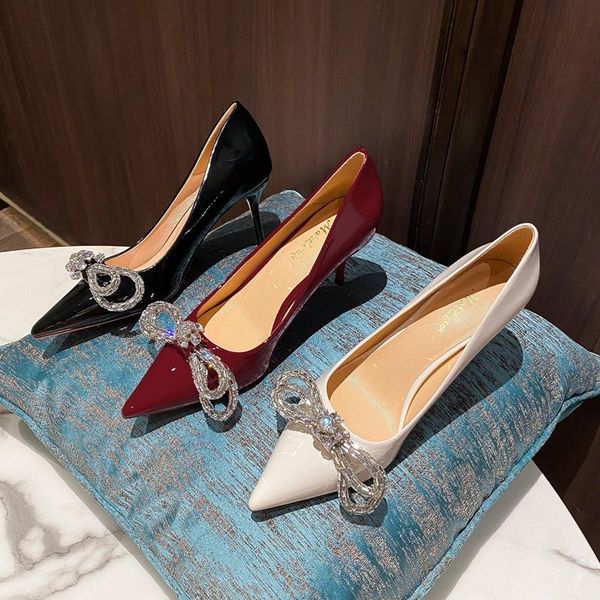 dress shoes autumn 2021 wild pointed bow rhinestone ladies stiletto heels, Black
dress shoes autumn 2021 wild pointed bow rhinestone ladies stiletto heels, Black