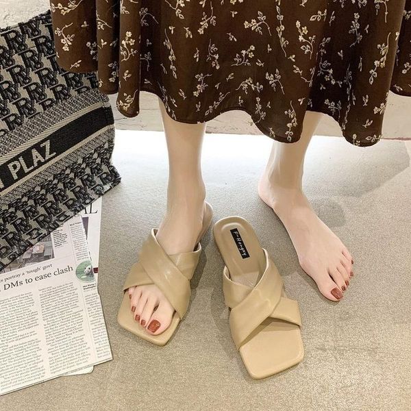 sandals fashion fairy style summer wear ins2021 korean version all-around cross strap square head slippers women, Black
sandals fashion fairy style summer wear ins2021 korean version all-around cross strap square head slippers women, Black