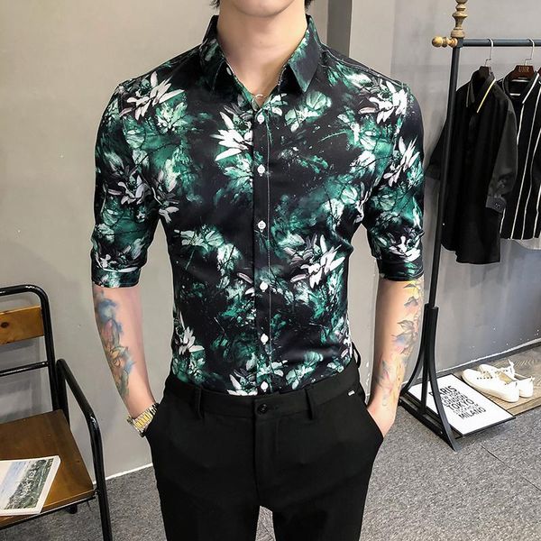 men's casual shirts british style business printing shirt men slim fit korea clothes half sleeve 2021summer designer club camisa mascul, White;black
men's casual shirts british style business printing shirt men slim fit korea clothes half sleeve 2021summer designer club camisa mascul, White;black