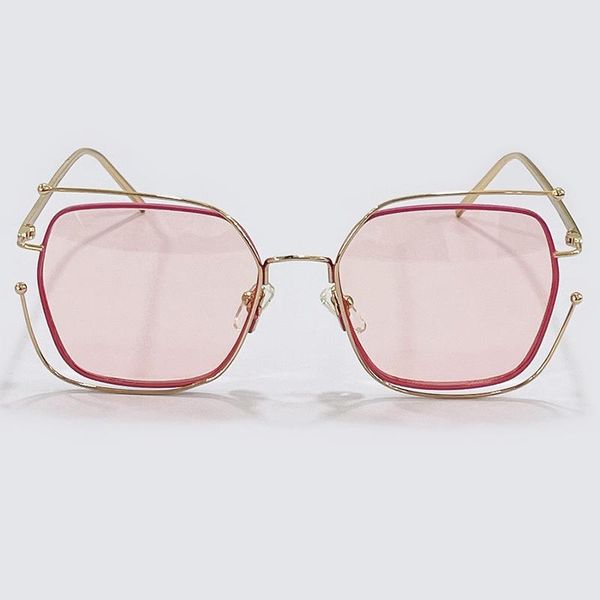 outdoor eyewear collections personalized alloy sunglasses brand designer chic lady shades with original box
outdoor eyewear collections personalized alloy sunglasses brand designer chic lady shades with original box