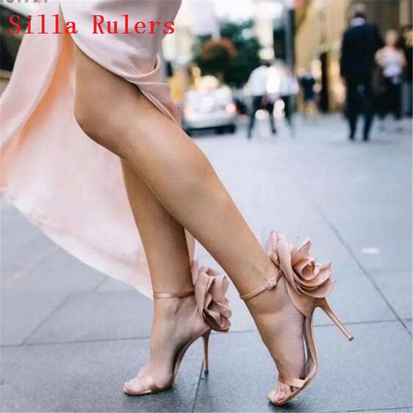 big flower back women sandals red champagne silk high heels gladiator summer shoes woman sandalias mujer 2021 dress, Black
big flower back women sandals red champagne silk high heels gladiator summer shoes woman sandalias mujer 2021 dress, Black