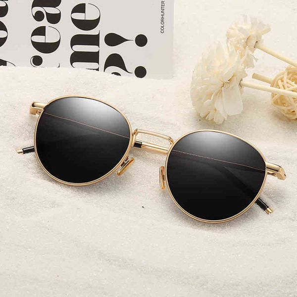 sunglasses 5512 gm korean 2022 women's fashion sunglasses anti ultraviolet small face glasses, White;black
sunglasses 5512 gm korean 2022 women's fashion sunglasses anti ultraviolet small face glasses, White;black