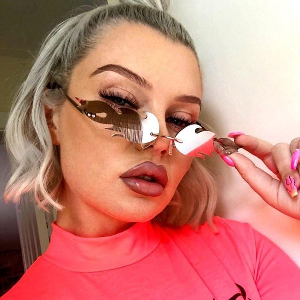 sunglasses 2021 luxury fashion women rimless wave punk sun glasses metal vintage mirror eyewear uv400, White;black
sunglasses 2021 luxury fashion women rimless wave punk sun glasses metal vintage mirror eyewear uv400, White;black