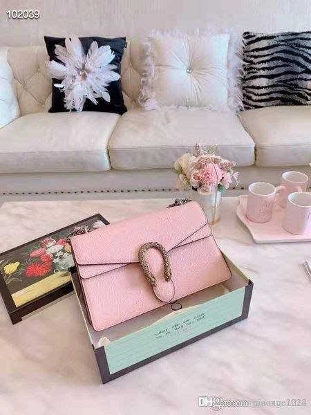 designer luxury bag women's chain shoulder designer classic gift box packaging women's leather handbag
designer luxury bag women's chain shoulder designer classic gift box packaging women's leather handbag