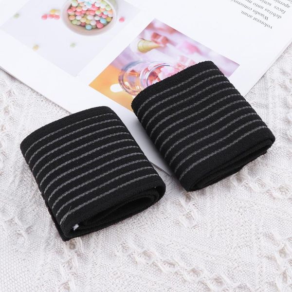 pair of adjustable wristband elastic bandage wrist protector for carpal tunnel pain relief (black) support, Black;red
pair of adjustable wristband elastic bandage wrist protector for carpal tunnel pain relief (black) support, Black;red