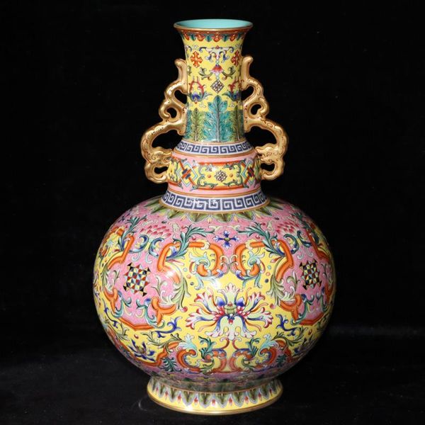 vases qing qianlong dynasty colorful mixed glaze with two ears floral pattern vase antique collection authentic porcelain
vases qing qianlong dynasty colorful mixed glaze with two ears floral pattern vase antique collection authentic porcelain