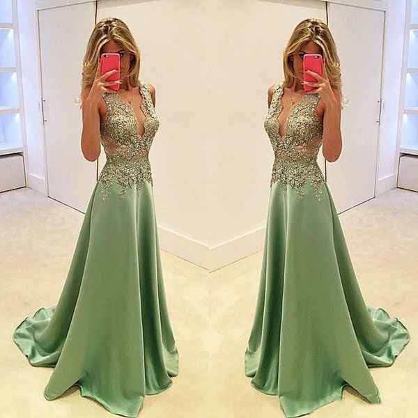 lace appliques long evening dresses v neck sleeveless a line floor length formal party plus size weddings guest dress, Black;red
lace appliques long evening dresses v neck sleeveless a line floor length formal party plus size weddings guest dress, Black;red