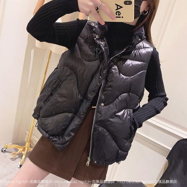 women's vests 2022 waistcoat women winter sleeveless jacket clothing short thick warm vest female stand collar black y963, Black;white
women's vests 2022 waistcoat women winter sleeveless jacket clothing short thick warm vest female stand collar black y963, Black;white