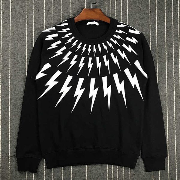 neil barrett new hoodie men's and women's lightning print sports shirt loose fashion cotton fashion men's hoodie g1007, Black
neil barrett new hoodie men's and women's lightning print sports shirt loose fashion cotton fashion men's hoodie g1007, Black