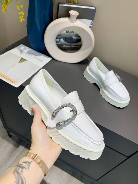 designer shoes women logo brand latest fashion leather material shows luxury and elegance classic size among 34-40, Black
designer shoes women logo brand latest fashion leather material shows luxury and elegance classic size among 34-40, Black