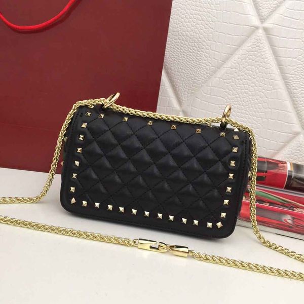 evening bags design ladies handbag shoulder bag lambskin stitched rhombus embroidered rivets detachable handle and chain with box
evening bags design ladies handbag shoulder bag lambskin stitched rhombus embroidered rivets detachable handle and chain with box