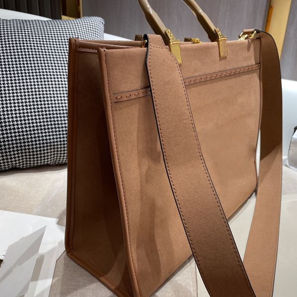designer bag crossbody handbag tote ladies handbags totes shoulder bags genuine leather luxury different styles shopping with the original b
designer bag crossbody handbag tote ladies handbags totes shoulder bags genuine leather luxury different styles shopping with the original b