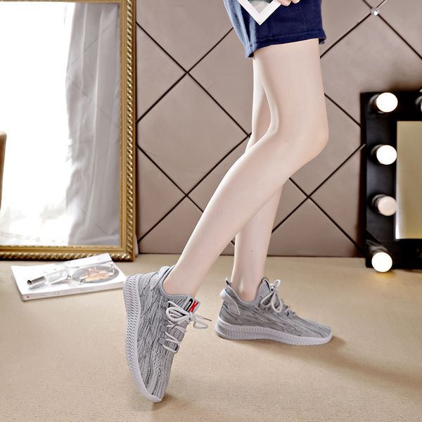 2021 super light breathable running shoes men women sports knit black white pink grey casual couples sneakers eur 35-41 wy01-f8801
2021 super light breathable running shoes men women sports knit black white pink grey casual couples sneakers eur 35-41 wy01-f8801