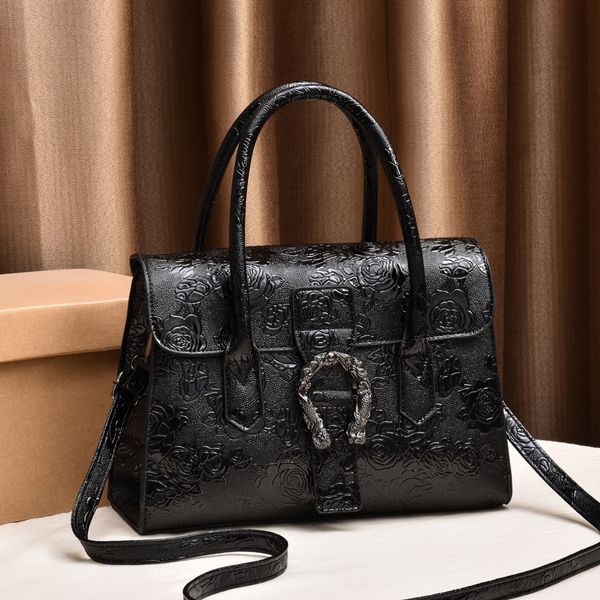 embossed bag mother 2021 ladies fashion new american and cross-border european middle-aged handbags large-capacity handbag jkjae
embossed bag mother 2021 ladies fashion new american and cross-border european middle-aged handbags large-capacity handbag jkjae