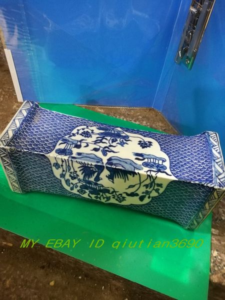 antique porcelain chinese folk art collection old painted blue and white porcelain pillow, Brown
antique porcelain chinese folk art collection old painted blue and white porcelain pillow, Brown