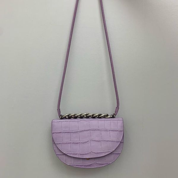evening bags 2021 design leather crossbody bag exquisite female retro shoulder saddle for women
evening bags 2021 design leather crossbody bag exquisite female retro shoulder saddle for women