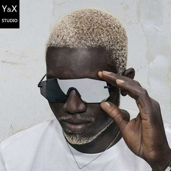 2021 new one-piece frameless men's personality hip-hop frame sunglasses trend diamond glasses, White;black
2021 new one-piece frameless men's personality hip-hop frame sunglasses trend diamond glasses, White;black