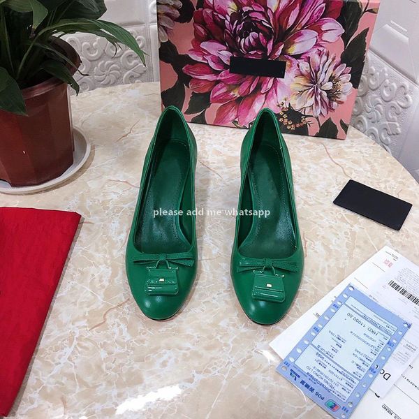 2021s classic ms high-heeled selling shoes style arrived european station fashion matching spring and fall sales are us35-4, Red;white
2021s classic ms high-heeled selling shoes style arrived european station fashion matching spring and fall sales are us35-4, Red;white