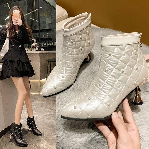 boots 2021 pearl high heel winter snow women plush inner lining thermal wool ankle short women's shoes, Black
boots 2021 pearl high heel winter snow women plush inner lining thermal wool ankle short women's shoes, Black