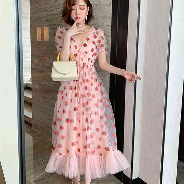 summer runway drill strawberry dress women sweet long flare sleeve v-neck empire lace-up sheer mesh holiday pink lady dress 210331, Black;gray
summer runway drill strawberry dress women sweet long flare sleeve v-neck empire lace-up sheer mesh holiday pink lady dress 210331, Black;gray