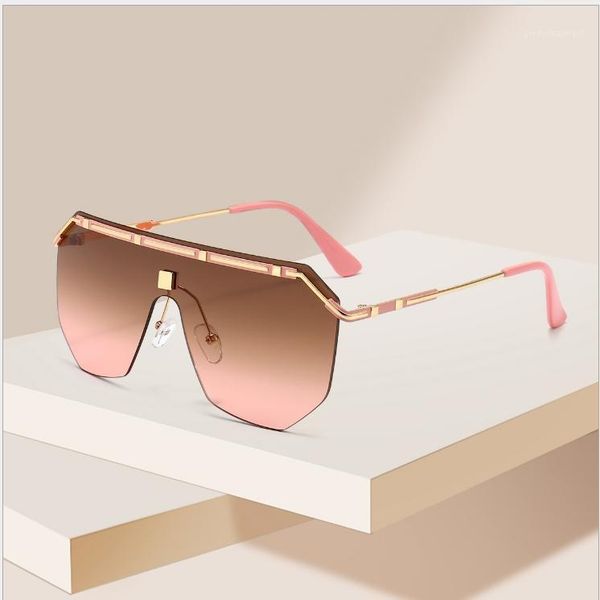 pilot rimless women sunglasses fashion brand designer metal frame shades gradient glasses oversized men eyewear, White;black
pilot rimless women sunglasses fashion brand designer metal frame shades gradient glasses oversized men eyewear, White;black
