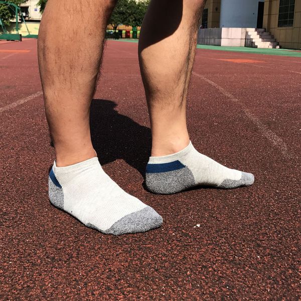 brands style autumn winter fashion cotton casual men crew socks brand black socks for male eu 39-44 meias
brands style autumn winter fashion cotton casual men crew socks brand black socks for male eu 39-44 meias