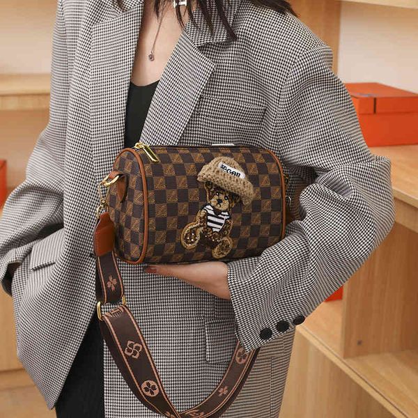 2022 factory outlet small women's single shoulder messenger embroidery little foreign style simple fashion personalized bag icdg
2022 factory outlet small women's single shoulder messenger embroidery little foreign style simple fashion personalized bag icdg