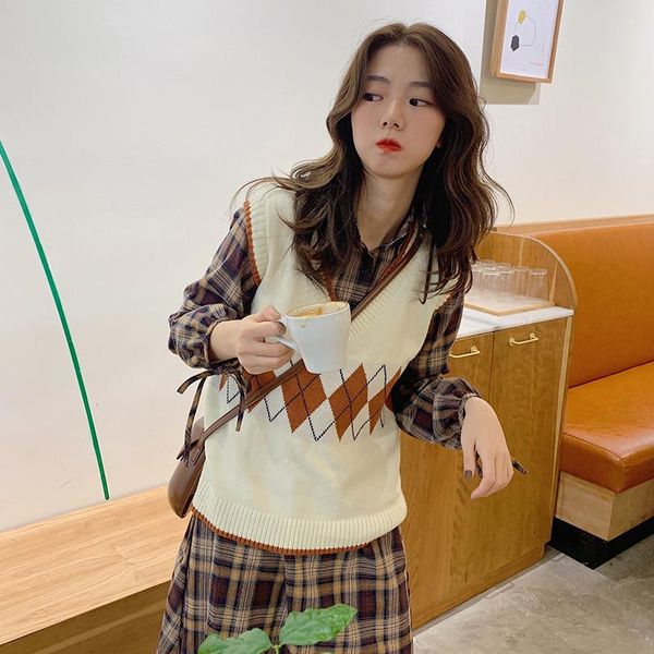 casual dresses 2021 autumn exterior knitted vest temperament retro single-breasted lapel plaid dress two-piece suit, Black;gray
casual dresses 2021 autumn exterior knitted vest temperament retro single-breasted lapel plaid dress two-piece suit, Black;gray