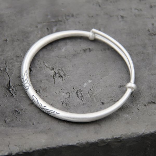 s999 foot silver baby silver bracelet with thai silver carving for boys and girls, Red;blue
s999 foot silver baby silver bracelet with thai silver carving for boys and girls, Red;blue
