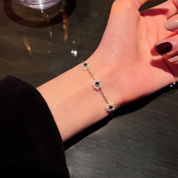 charm bracelets origin summer temperament green shiny cz zircon flower for women imitation pearl titanium steel bracelet jewelry, Golden;silver
charm bracelets origin summer temperament green shiny cz zircon flower for women imitation pearl titanium steel bracelet jewelry, Golden;silver