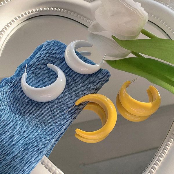 hoop & huggie amorcome vintage white yellow acrylic earrings for women geometric c-shaped big resin korean fashion jewelry 2021, Golden;silver
hoop & huggie amorcome vintage white yellow acrylic earrings for women geometric c-shaped big resin korean fashion jewelry 2021, Golden;silver