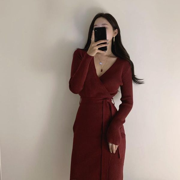casual dresses 2021 fall winter women's knitted dress korean chic lazy cross v-neck waistband slimming fashion skirt with split ends, Black;gray
casual dresses 2021 fall winter women's knitted dress korean chic lazy cross v-neck waistband slimming fashion skirt with split ends, Black;gray