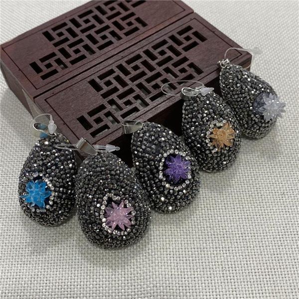 charms irregular drop-shaped pendant resin stick diamond inlaid flower can make fashion crafts jewelry accessories wholesale, Bronze;silver
charms irregular drop-shaped pendant resin stick diamond inlaid flower can make fashion crafts jewelry accessories wholesale, Bronze;silver