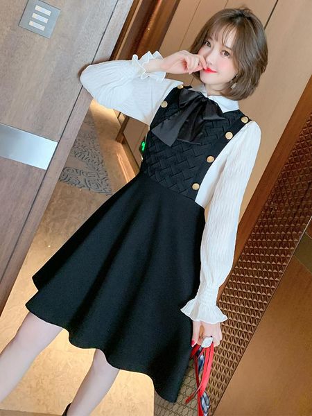 stitched pleated sleeve bow three dimensional braided fake two piece dress for women 2021 spring casual dresses, Black;gray
stitched pleated sleeve bow three dimensional braided fake two piece dress for women 2021 spring casual dresses, Black;gray