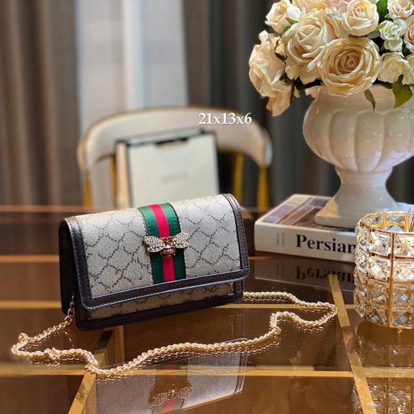 2021s fashion bags lou vdeng women's bag retro luxury designer original leather messenger double shoulder zipper portable (three in one
2021s fashion bags lou vdeng women's bag retro luxury designer original leather messenger double shoulder zipper portable (three in one