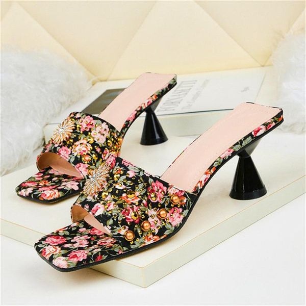 slippers nightclub rhinestone women fashion open toe high heels 6cm party shoes platform summer rivet pearl female sandals, Black
slippers nightclub rhinestone women fashion open toe high heels 6cm party shoes platform summer rivet pearl female sandals, Black