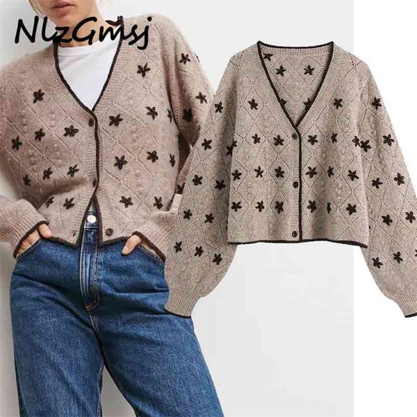 sweater women embroidery floral cropped knitted cardigan vintage long sleeve female outerwear chic 210628, White
sweater women embroidery floral cropped knitted cardigan vintage long sleeve female outerwear chic 210628, White