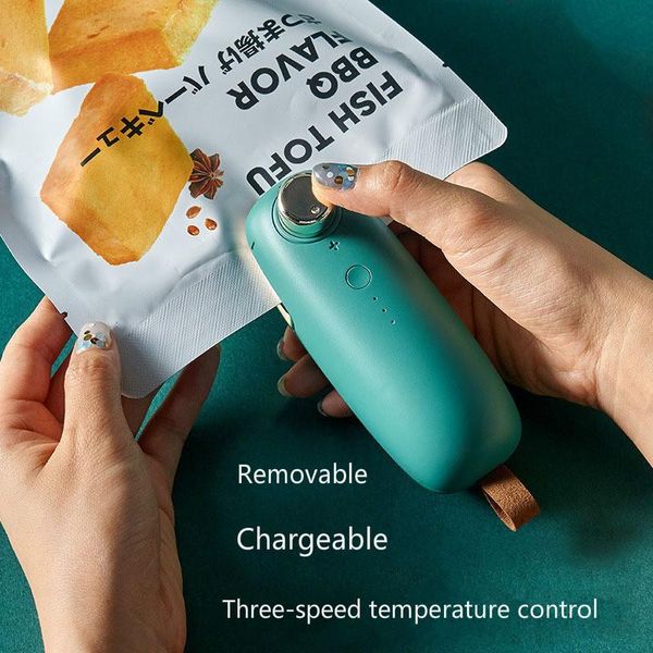party favor usb charging sealing machine hand pressure portable mini heating plastic packaging handheld vacuum device
party favor usb charging sealing machine hand pressure portable mini heating plastic packaging handheld vacuum device