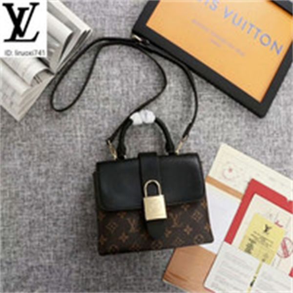 brand designer luxury 7isx m44141 black presbyopia leather flap crossbody bag women handbags iconic bags handles shoulder bags totes cro, Red;black
brand designer luxury 7isx m44141 black presbyopia leather flap crossbody bag women handbags iconic bags handles shoulder bags totes cro, Red;black