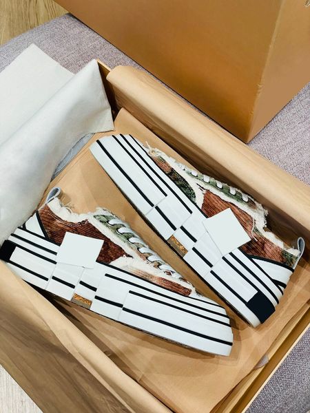 2022dunks low spring and summer new style beggar shoes old man shoes thick bottomed versatile fashion comfortable trend
2022dunks low spring and summer new style beggar shoes old man shoes thick bottomed versatile fashion comfortable trend