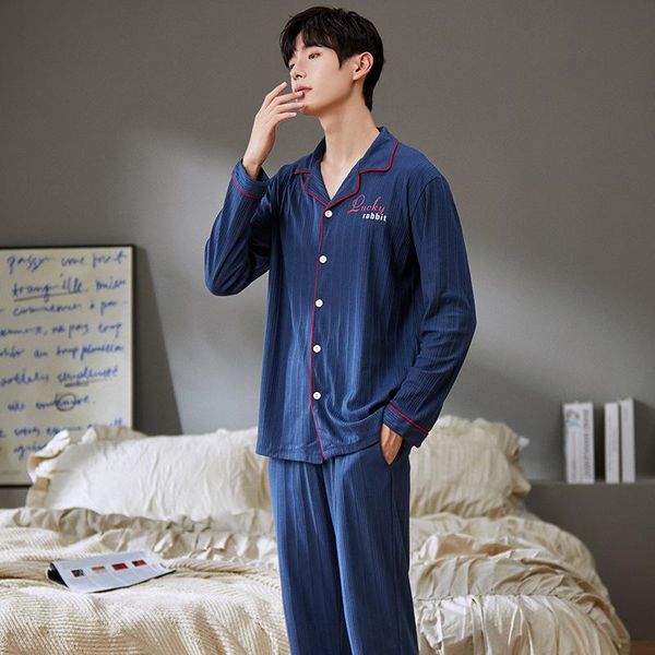 men's sleepwear autumn winter cotton pajamas set for men casual long sleeve blue cardigan sleep trendy letter print two-piece warm home, Black;brown
men's sleepwear autumn winter cotton pajamas set for men casual long sleeve blue cardigan sleep trendy letter print two-piece warm home, Black;brown