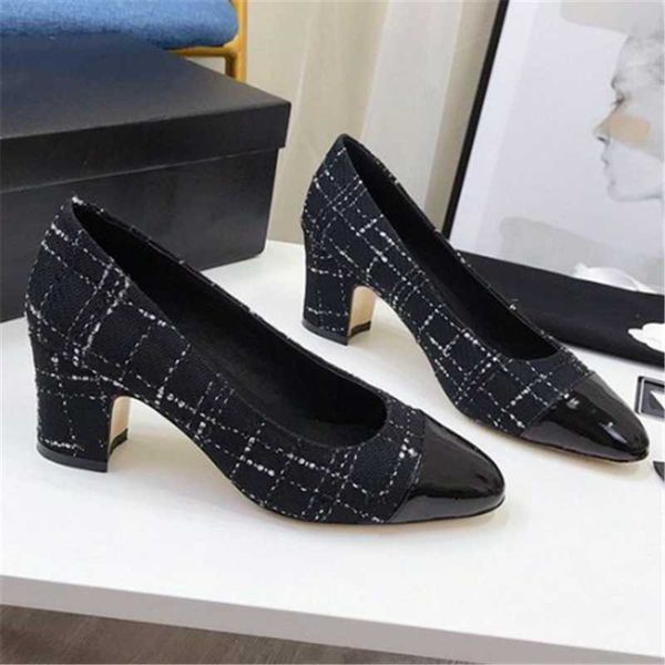 dress shoes thick heel leather mixed color single layer round toe loafer high ladies shallow mouth women's, Black
dress shoes thick heel leather mixed color single layer round toe loafer high ladies shallow mouth women's, Black