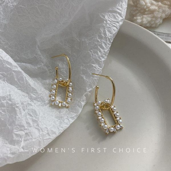 hoop & huggie yaologe fashion girls party jewelry square pearl earrings gold color vintage round circle for women gift 2021 oorbellen, Golden;silver
hoop & huggie yaologe fashion girls party jewelry square pearl earrings gold color vintage round circle for women gift 2021 oorbellen, Golden;silver